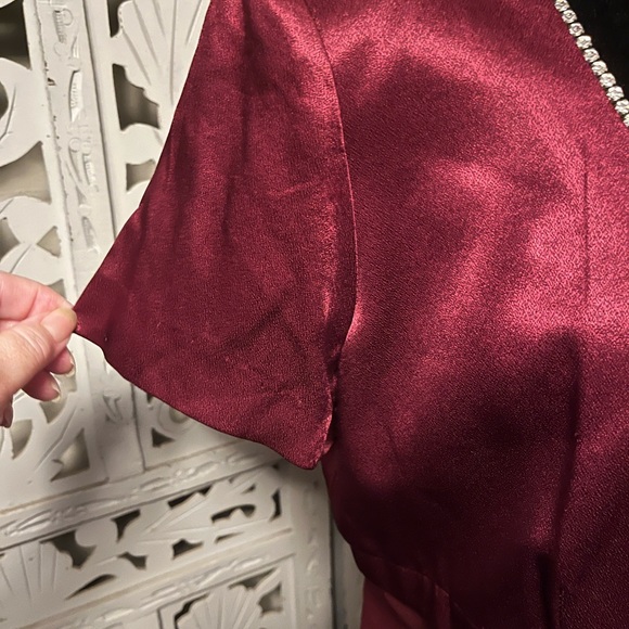 VINTAGE CDC ROYAL RUBY RED WITH RHINESTONES SHORT SLEEVE FORMAL PLUS MAXI DRESS - Picture 5 of 11